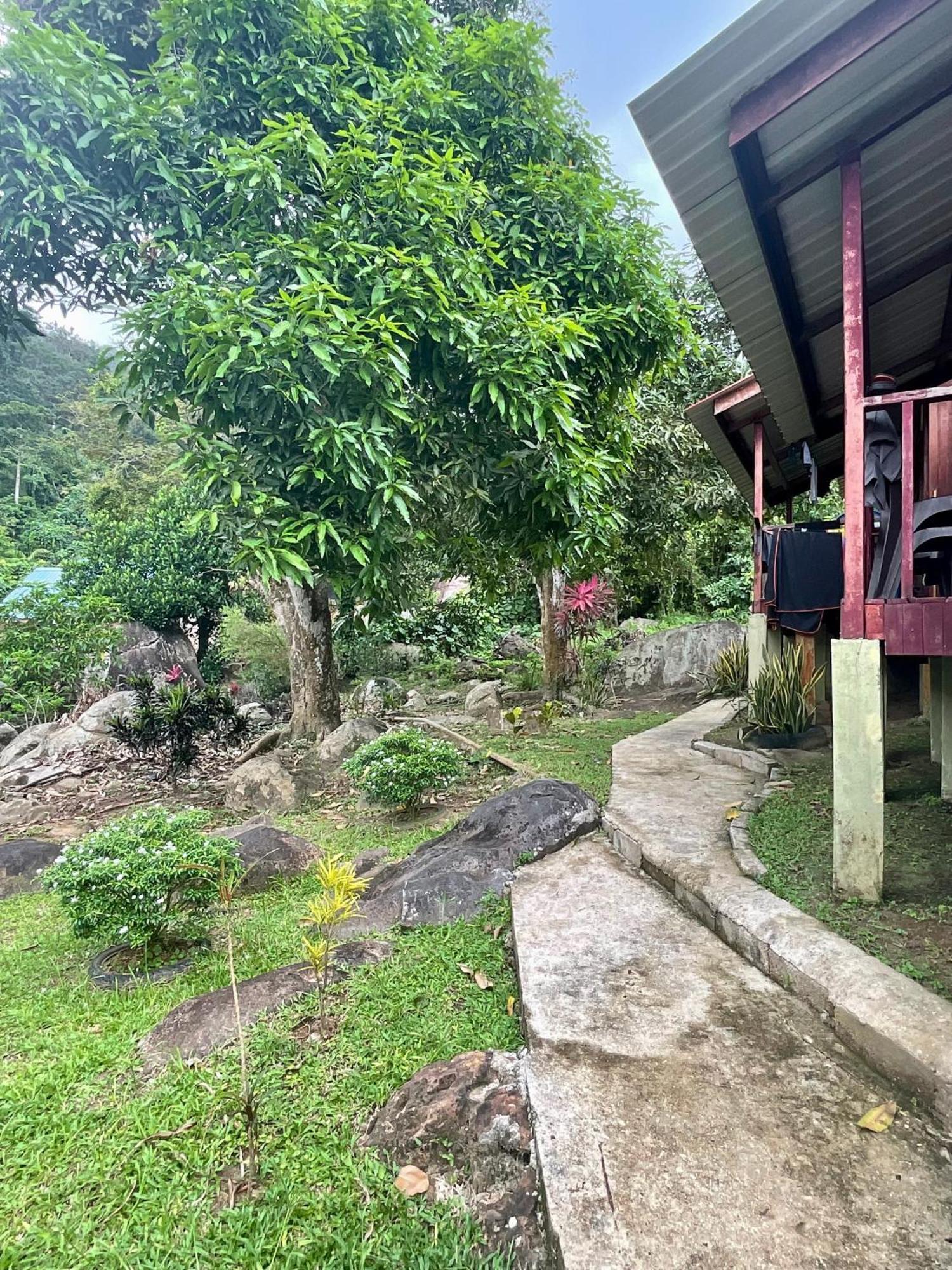 Abc Chalet Tioman Kampong Ayer Batang Kültér fotó
